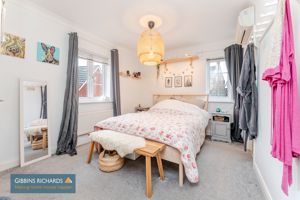 Bedroom- click for photo gallery